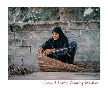 Coconut Thatch Weaving, Maldives